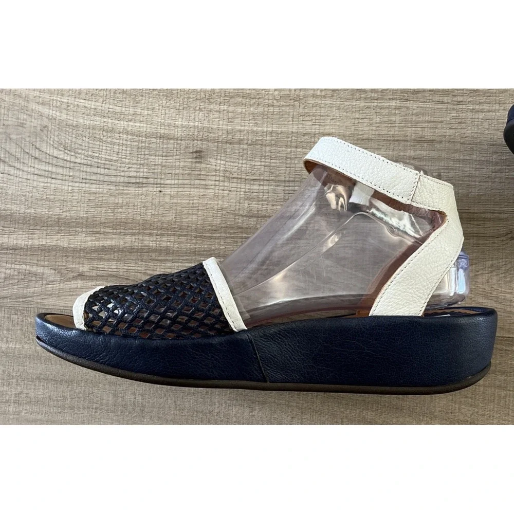 FLY LONDON Navy & White Mesh Front Leather Platform Wedge Sandals SIZE 9-9.5/40